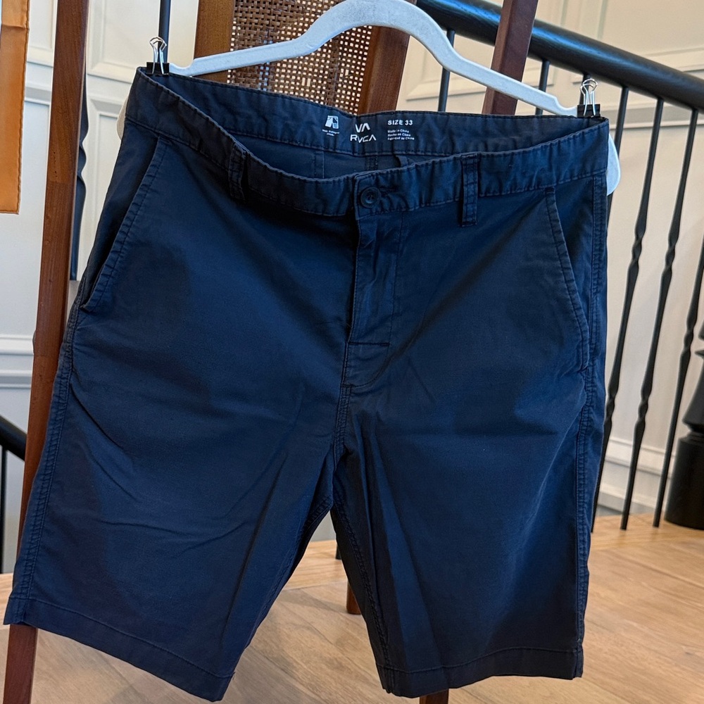 RVCA Men's black Flat Front Shorts